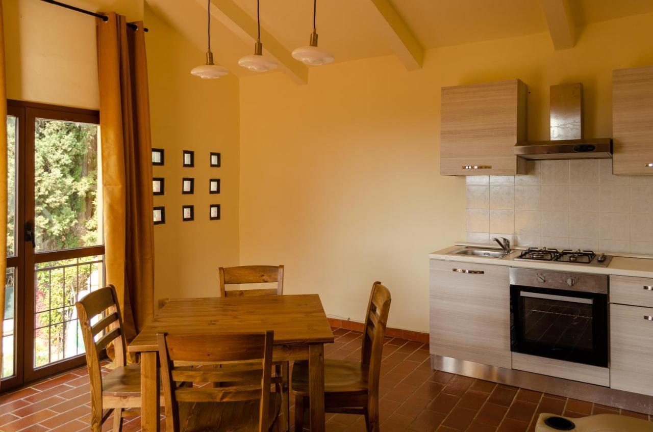 Montevecchio Apartments Montopoli in Val dʼArno エクステリア 写真