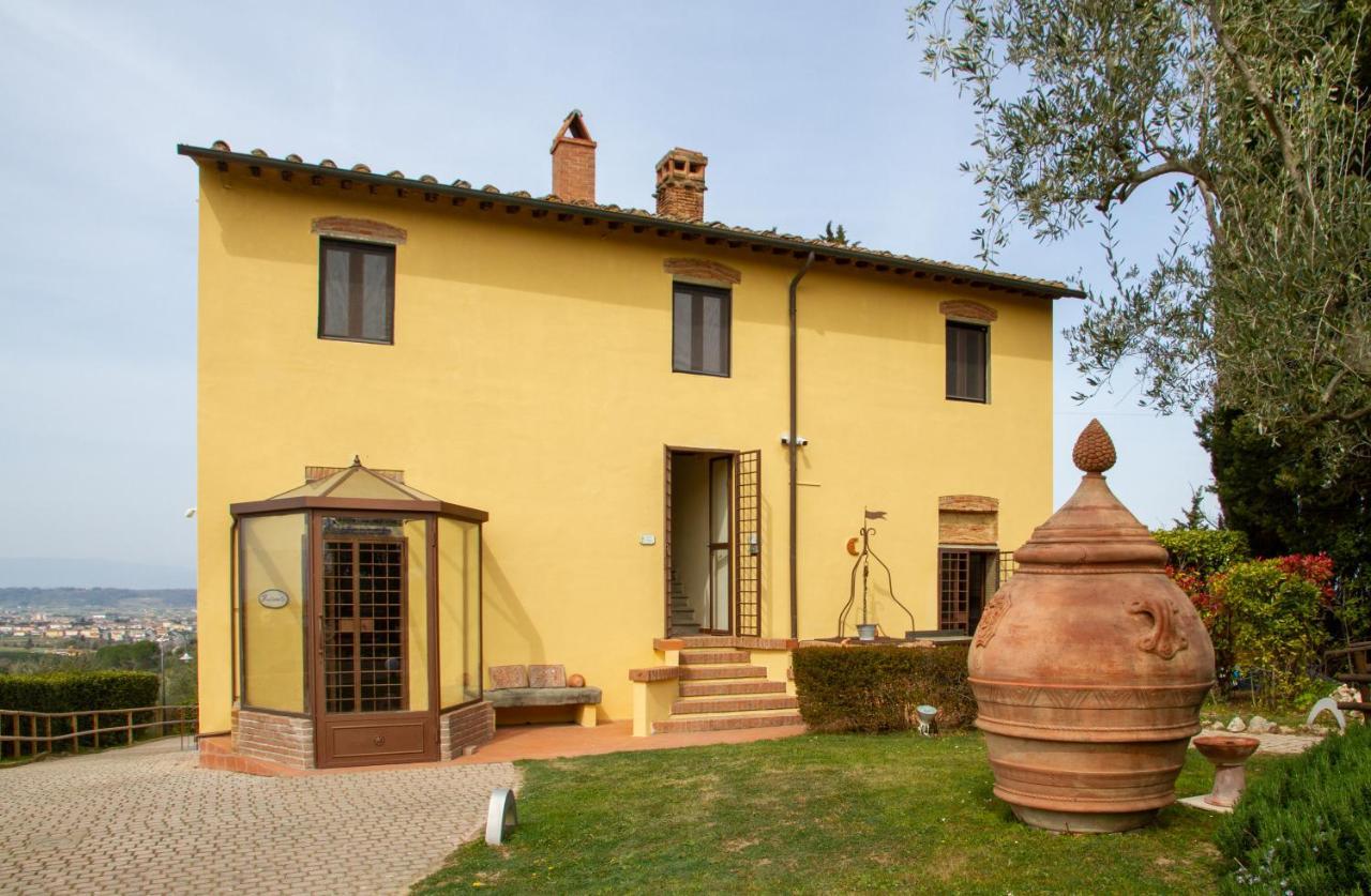 Montevecchio Apartments Montopoli in Val dʼArno エクステリア 写真