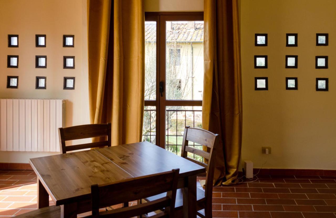 Montevecchio Apartments Montopoli in Val dʼArno エクステリア 写真