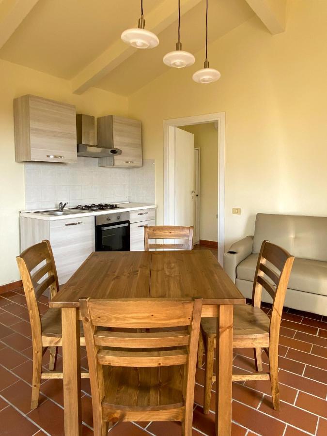 Montevecchio Apartments Montopoli in Val dʼArno エクステリア 写真