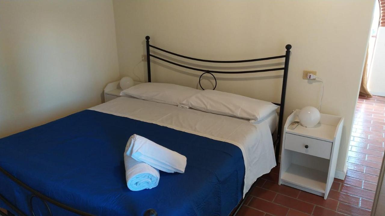 Montevecchio Apartments Montopoli in Val dʼArno エクステリア 写真