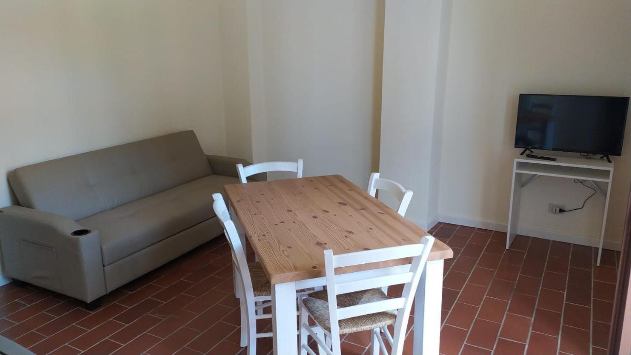 Montevecchio Apartments Montopoli in Val dʼArno エクステリア 写真